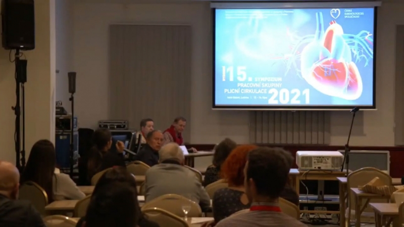 video: PANELOV� DISKUSE